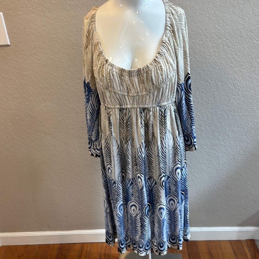 Muse Elegant Blue and Cream Patterned Dress size 6 - Picture 1 of 6